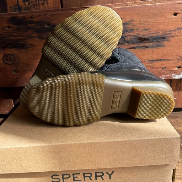 New Kids Sperry Top Sider Boots, Size 1 - Picture 5 of 5